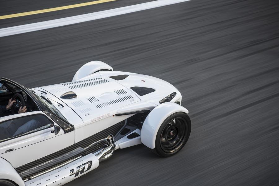 Детали экстерьера Donkervoort D8 GTO-40 2018 года  (фото 6 из 11)